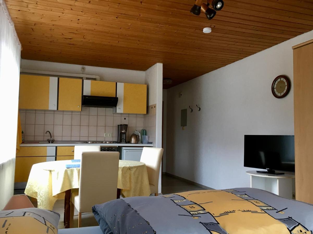 Ferienwohnung Am Kirschbaum Uhldingen-Mühlhofen Buitenkant foto